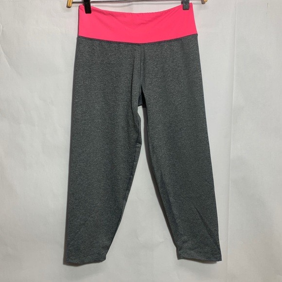 The Warrior Cropped Grey & Pink Yoga Pants - Picture 1 of 4